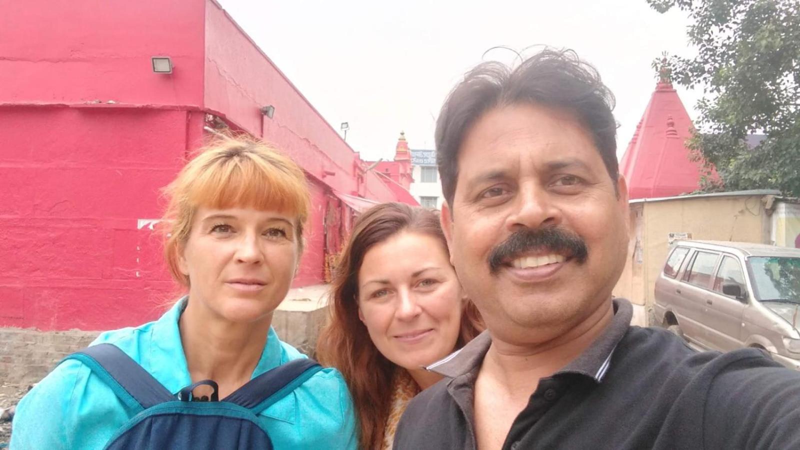 Varuna Palace-Fully Vaccinated Staff Varanasi Exterior foto